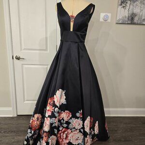 Black Gown with Large Print Pink Flowers size 6-Pink by Alexia Designs